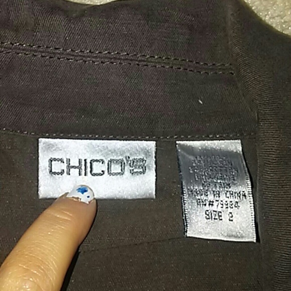 Brown button down light jacket - Picture 2 of 8